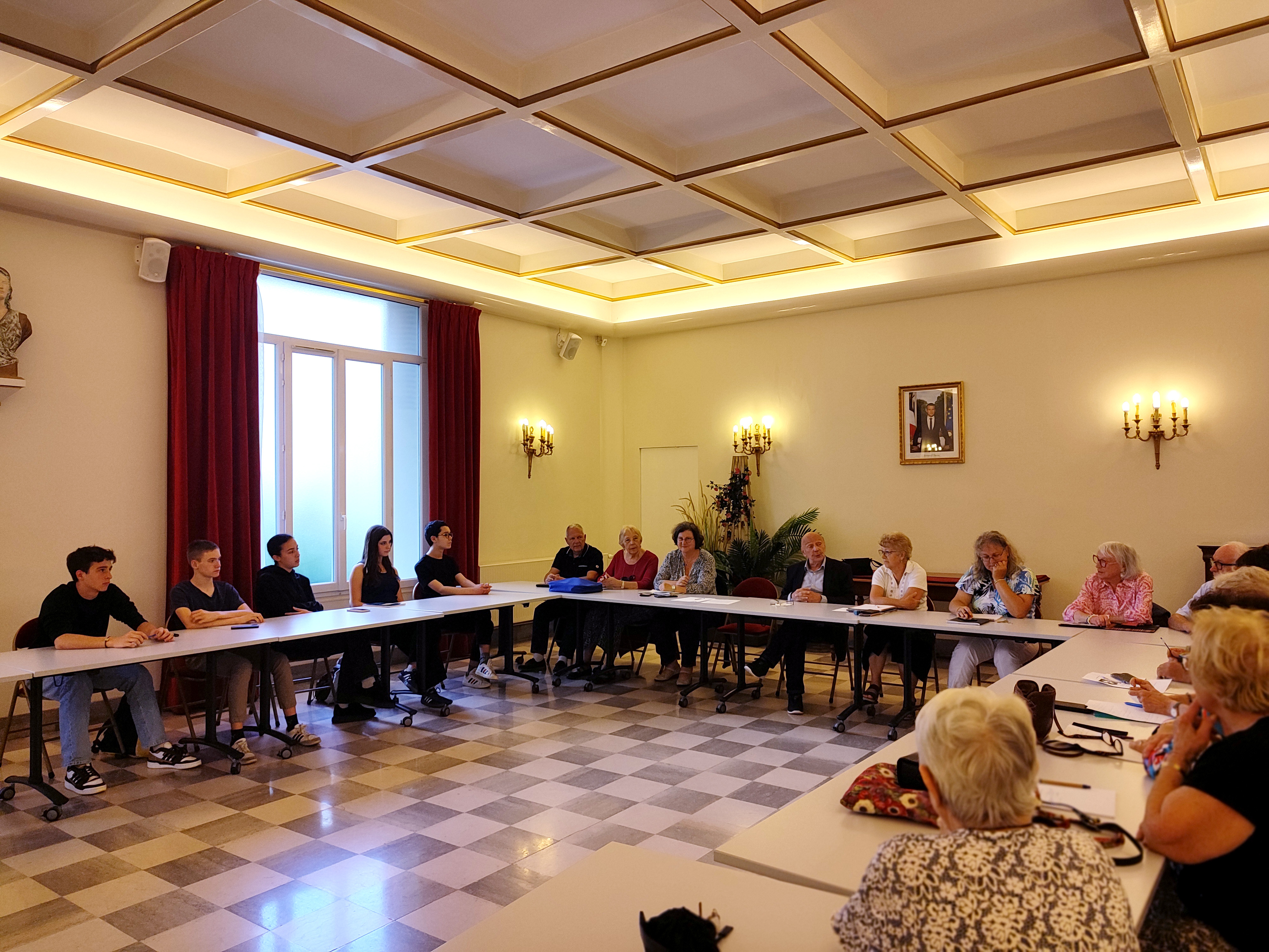 Débat sur lEurope avec le Conseil des aînés 04.07.2024