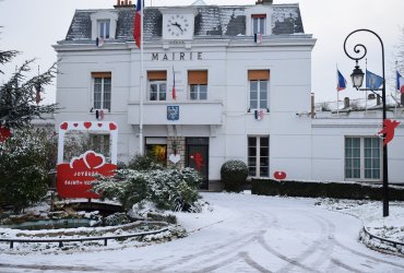 NEUILLY-PLAISANCE SOUS LA NEIGE - FÉVRIER 2021