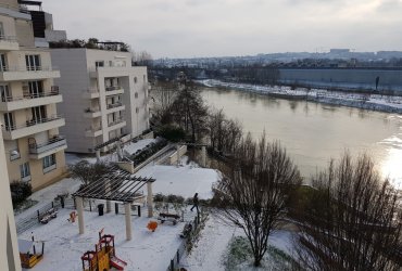 NEUILLY-PLAISANCE SOUS LA NEIGE - FÉVRIER 2021