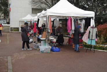 BROCANTE VÊTEMENTS ADULTE - 2 AVRIL 2023