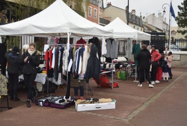 BROCANTE VÊTEMENTS ADULTE - 2 AVRIL 2023