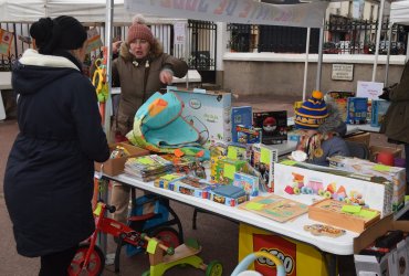 BROCANTE DE JOUETS ET DÉCORATIONS DE NOËL - DIMANCHE 11 DECEMBRE 2022