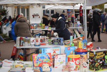 BROCANTE DE JOUETS ET DÉCORATIONS DE NOËL - DIMANCHE 11 DECEMBRE 2022