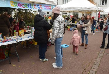 BROCANTE DE JOUETS ET DÉCORATIONS DE NOËL - DIMANCHE 11 DECEMBRE 2022