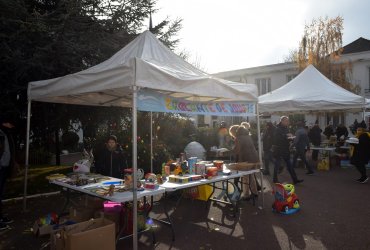 BROCANTE DE JOUETS ET DÉCORATIONS DE NOËL - DIMANCHE 11 DECEMBRE 2022