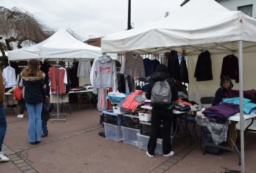 BROCANTE VÊTEMENTS ADULTES - 26 MARS 2023