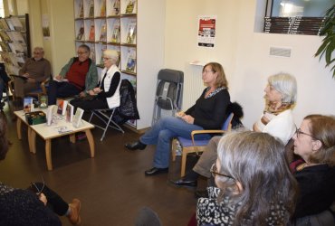 LE CAFÉ LITTÉRAIRE À LA BIBLIOTHÈQUE