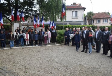 CÉRÉMONIE COMMÉMORATIVE DU 8 MAI