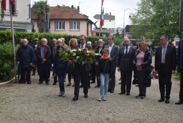 CÉRÉMONIE COMMÉMORATIVE DU 8 MAI