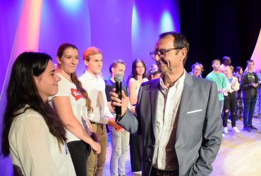 REMISE DES CHÈQUES AUX BACHELIERS 2021