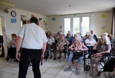 CONCERT DE L'ECOLE DE MUSIQUE A LA RÉSIDENCE D’ÉGLANTINE - JUILLET 2020 