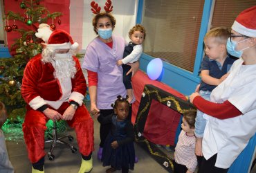 TOURNÉE DU PÈRE NOËL CRÈCHE DU CENTRE - JEUDI 17 DÉCEMBRE