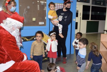 TOURNÉE DU PÈRE NOËL CRÈCHE DU CENTRE - JEUDI 17 DÉCEMBRE