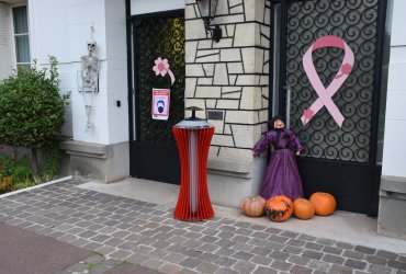 DÉCORATION HALLOWEEN DE LA MAIRIE - LUNDI 19 OCTOBRE 2020