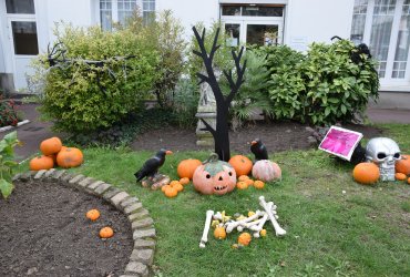 DÉCORATION HALLOWEEN DE LA MAIRIE - LUNDI 19 OCTOBRE 2020