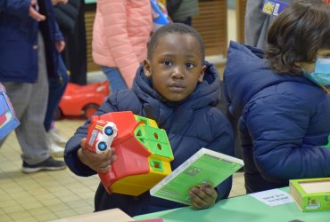 DISTRIBUTION DE JOUETS À LA MCJ - FÉVRIER 2021