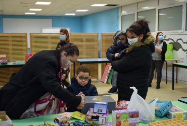 DISTRIBUTION DE JOUETS À LA MCJ - FÉVRIER 2021