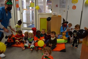 HALLOWEEN À LA CRÈCHE DU CENTRE