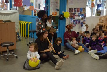 HALLOWEEN À LA CRÈCHE DU CENTRE