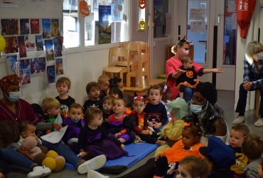 HALLOWEEN À LA CRÈCHE DU CENTRE