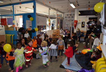 HALLOWEEN À LA CRÈCHE DU CENTRE