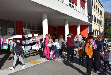 LA GRANDE LESSIVE DE L’ECOLE LEON FRAPIE ET CAHOUETTES