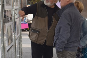 PRÉSENCE DES ASSOCIATIONS "HORIZON CANCER" ET "MEMOIRE VIVANTE DU PLATEAU D'AVRON" AU MARCHÉ - DIMANCHE 16 OCTOBRE