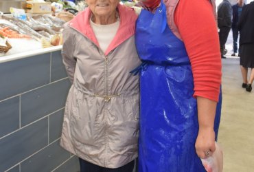 PRÉSENCE DES ASSOCIATIONS "HORIZON CANCER" ET "MEMOIRE VIVANTE DU PLATEAU D'AVRON" AU MARCHÉ - DIMANCHE 16 OCTOBRE