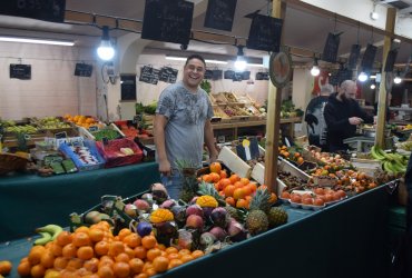 PRÉSENCE DES ASSOCIATIONS "HORIZON CANCER" ET "MEMOIRE VIVANTE DU PLATEAU D'AVRON" AU MARCHÉ - DIMANCHE 16 OCTOBRE