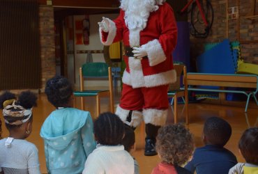 TOURNÉE DU PÈRE NOËL MATERNELLE LÉON FRAPIÉ - VENDREDI 18 DÉCEMBRE