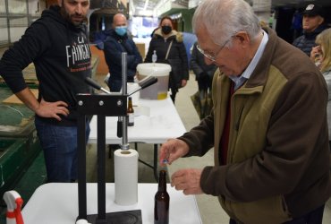 MISE EN BOUTEILLE DE LA BIÈRE NOCÉENNE "LA FAVORITE"