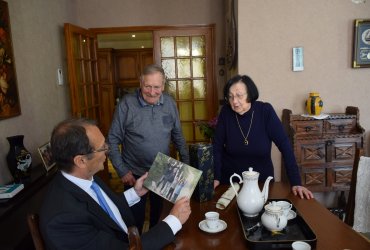 M. LE MAIRE REND VISITE À UN COUPLE NOCÉENS POUR CÉLÉBRER LEUR NOCE DE DIAMANT 