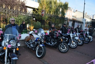 OCTOBRE ROSE - EXPOSITION HARLEY