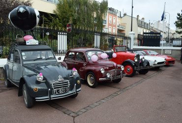 OCTOBRE ROSE : EXPOSITION DE VOITURES ANCIENNES - DIMANCHE 4 OCTOBRE