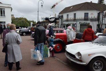 OCTOBRE ROSE : EXPOSITION DE VOITURES ANCIENNES - DIMANCHE 4 OCTOBRE