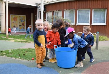 CHASSE AUX ŒUFS - CRÈCHE ABBÉ PIERRE