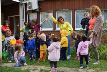 CHASSE AUX ŒUFS - CRÈCHE ABBÉ PIERRE