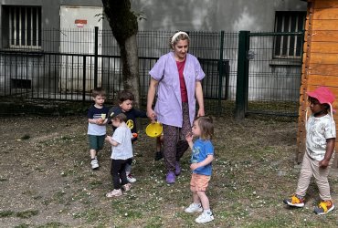 CHASSE AUX OEUFS CRÈCHE DU CENTRE - 10 MAI 2022