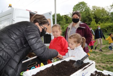 LE CLUB DES PETITS PLANTEURS