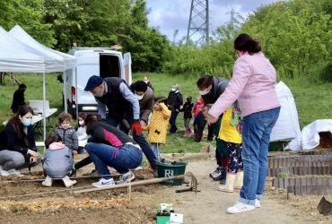 LE CLUB DES PETITS PLANTEURS