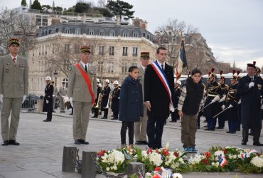 RAVIVAGE DE LA FLAMME SOUS L'ARC DE TRIOMPHE - 20 MARS 2023