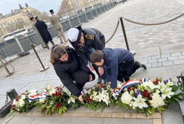 RAVIVAGE DE LA FLAMME SOUS L'ARC DE TRIOMPHE - 20 MARS 2023