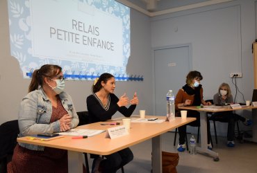 PREMIÈRE RÉUNION AU RELAIS PETITE ENFANCE