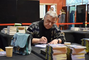 SALON DU LIVRE POLICIER : RENCONTRE DES ÉCOLES AVEC LES AUTEURS