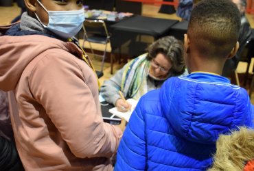 SALON DU LIVRE POLICIER : RENCONTRE DES ÉCOLES AVEC LES AUTEURS