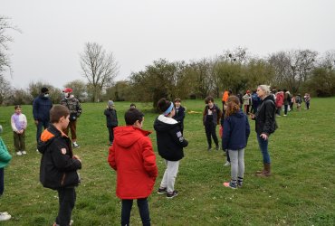 DU BLÉ AU PAIN : LE SEMIS AVEC LES ENFANTS DES CENTRES DE LOISIRS