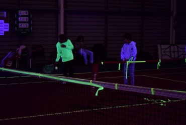 TENNIS FLUO - 10 FÉVRIER 2023