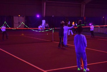 TENNIS FLUO - 10 FÉVRIER 2023