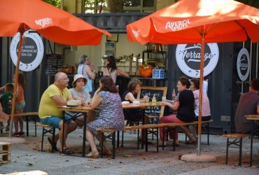 WEEK-END AU BORDS DE MARNE : LA TERRASSE & LES NAVETTES