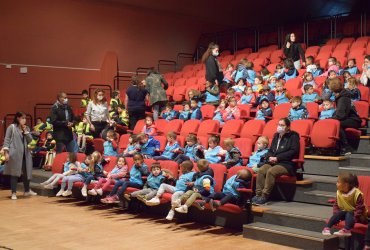 REPRÉSENTATION THÉÂTRALE POUR LES ENFANTS DES ACCUEILS DE LOISIRS